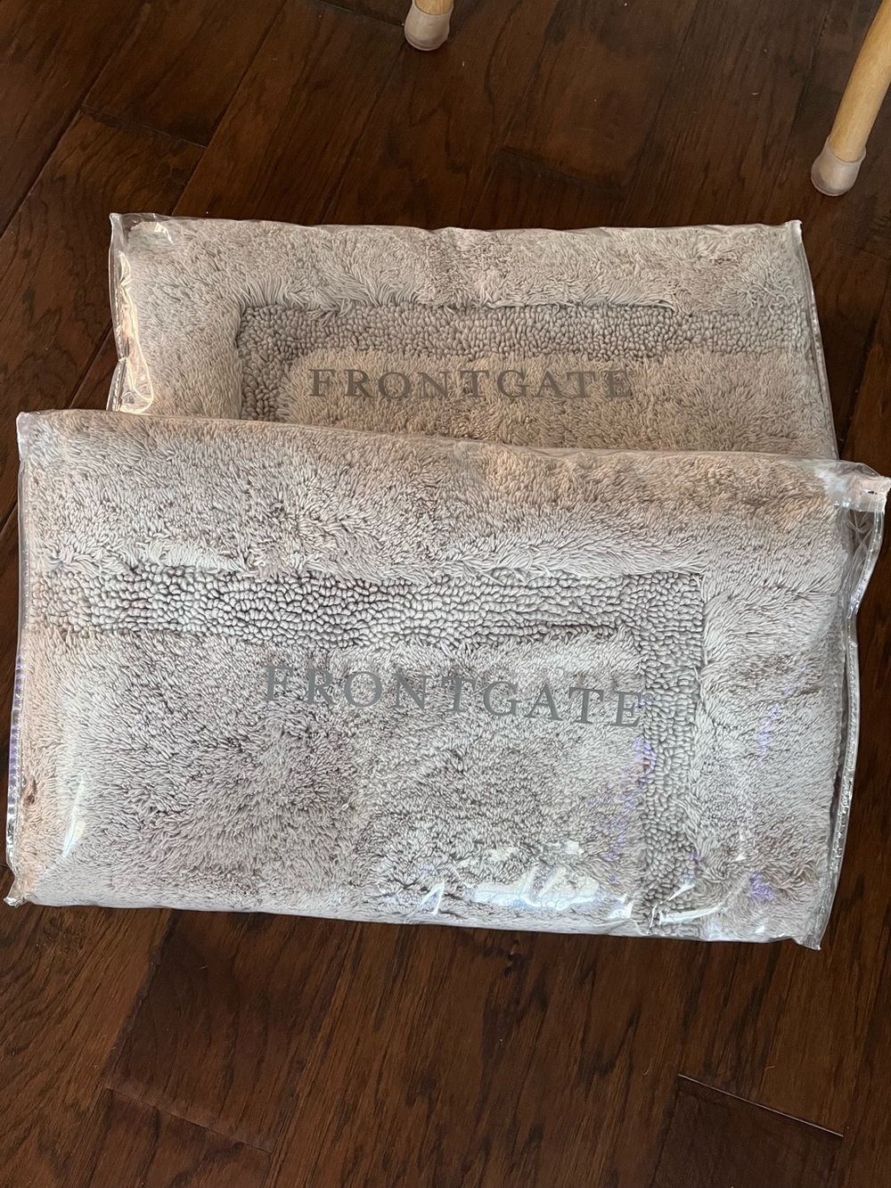 Pair FRONTGATE Resort Collection Non-Skid Bath Rugs Fog Grey 24” x 40”